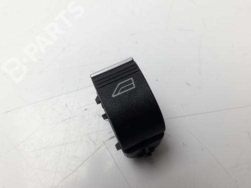 Used Right front window switch FORD FOCUS III [2010-2020]  7784816