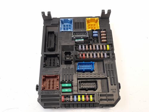 Fuse box CITROËN C4 Picasso II  | BP7566479E1 
