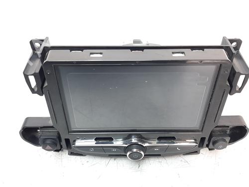 Used Radio OPEL CROSSLAND X / CROSSLAND (P17, P2QO) 1.5 Turbo D (75) (120 hp) 8666348