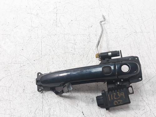 Used Front left exterior door handle TOYOTA RAV 4 III (_A3_) [2005-2014]  12438915
