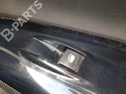Used Right front window switch Right front window switch CITROËN C4 CACTUS 1.2 VTi 82 (82 hp) 9092570 9092570