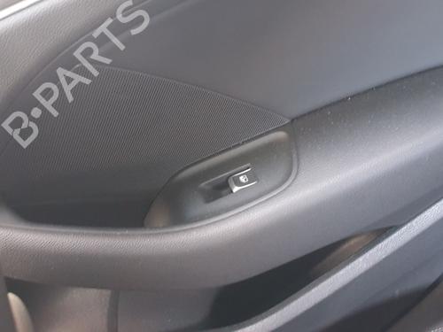 Used Right rear window switch AUDI A3 Sportback (8VA, 8VF) 30 TDI (115 hp) 20339001