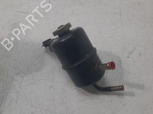 Used Power steering reservoir SUZUKI VITARA Cabrio (ET, TA) 1.6 (SE416) (75 hp) 31800989