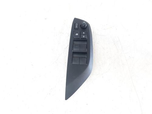 Used Left front window switch TOYOTA YARIS CROSS (MXP_) 1.5 Hybrid (MXPJ10) (116 hp) 28112832