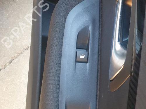 Used Right front window switch PEUGEOT 208 II (UB_, UP_, UW_, UJ_) [2019-2025]  23527031