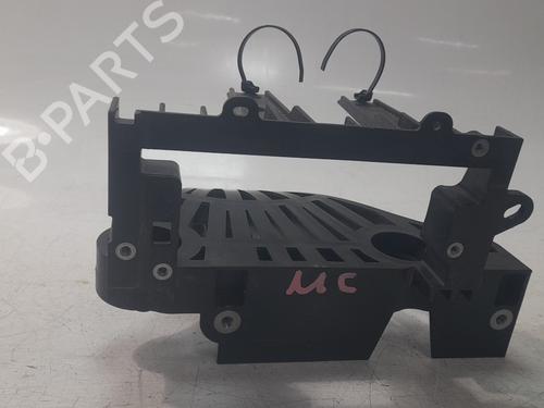 Stütze für TESLA MODEL 3 (5YJ3) EV (283 hp) 31353039