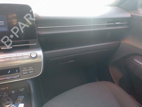 Used Glove box Glove box HYUNDAI KONA (OS, OSE, OSI) 1.0 T-GDi (120 hp) 33403744 33403744