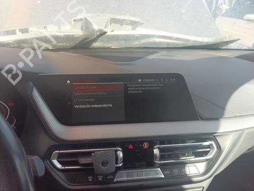 Used Display monitor BMW 1 (F40) 118 d (150 hp) 30437445