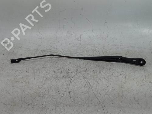 Used Front windshield wiper arm Front windshield wiper arm 38176834 38176834