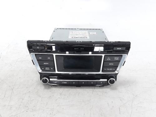 Used Radio HYUNDAI i20 II (GB, IB) [2014-2021]  10649691