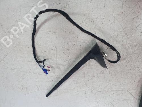 Base antenna RENAULT CLIO V (B7_) 1.5 Blue dCi 100 (B7AD) (101 hp) 33203445