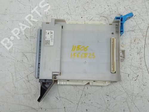 Used Fuse box Fuse box 38016547 38016547