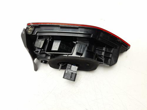 Left tailgate light VW GOLF VIII (CD1, DA1) 1.0 TSI | BP38437373C79 - Image 4