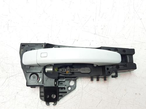 front-right-exterior-door-handle-audi-a1-sportback-8xa-8xf-16-tdi-8t0837205agru-2011-2012-2013-2014-2015-2016-2017-2018-2019-8626757 main image