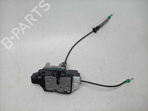 front-right-lock-volvo-v60-ii-cross-country-227-2018-26722776 main image