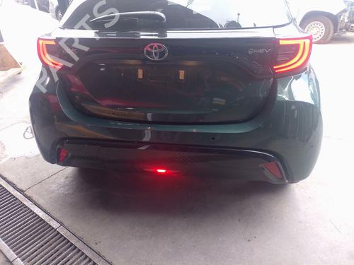 Used Rear bumper reinforcement Rear bumper reinforcement TOYOTA YARIS (_P21_, _PA1_, _PH1_) 1.5 Hybrid (MXPH10, MXPH11) (116 hp) 33832173 33832173
