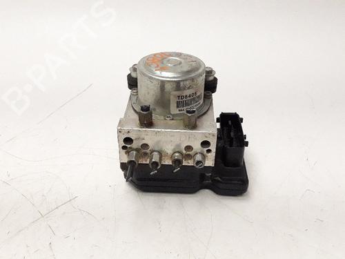 Used ABS pump NISSAN JUKE (F15) [2010-2019]  9624389