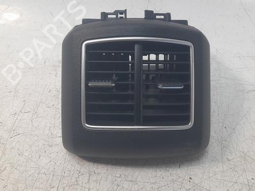 Used Air vent KIA SPORTAGE IV (QL, QLE) 1.7 CRDi (116 hp) 19537287