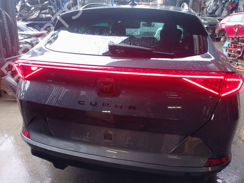 Feu central arrière CUPRA FORMENTOR (KM7, KMP) 1.5 TSI (150 hp) 32127196