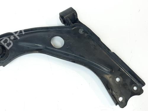 Used Right front suspension arm CITROËN C4 Grand Picasso II (DA_, DE_) [2013-2025]  13705694
