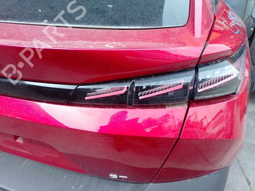 Used Right tailgate light Right tailgate light PEUGEOT 408 II (FP_, F3_, FM_) PureTech 130 (FPHNST) (131 hp) 33268828 33268828