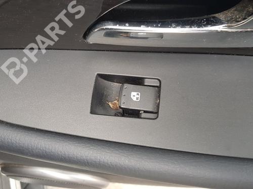 Used Right rear window switch Right rear window switch SSANGYONG REXTON W / REXTON 2.0 Xdi All-wheel Drive (155 hp) 9757532 9757532
