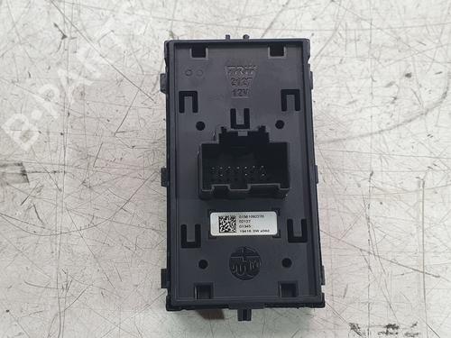 Right front window switch ALFA ROMEO GIULIA (952_) 2.2 D (952AEM250, 952AEA250) | BP36221494I26 - Image 3