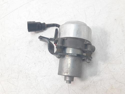 Used Vacuum pump SEAT LEON ST (5F8) 1.5 TGi (131 hp) 30152448