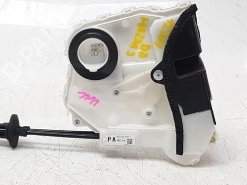 front-right-lock-mazda-3-hatchback-bp-2018-32216938 main image