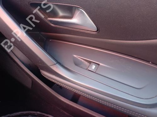 Used Right front window switch Right front window switch PEUGEOT 308 SW III (FC_, FJ_, FR_, F4_, FN_) BlueHDi 130 (FCYHZL, FCYHZT) (131 hp) 39423739 39423739