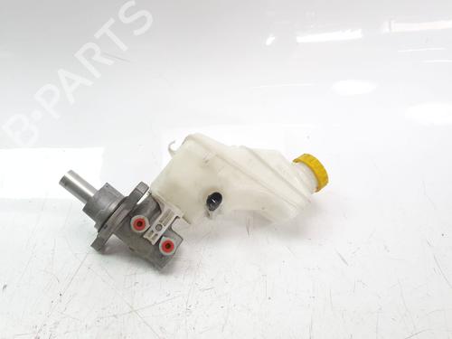 Used Brake master cylinder MERCEDES-BENZ CLA Coupe (C117) CLA 200 CDI / d (117.308) (136 hp) 21132263
