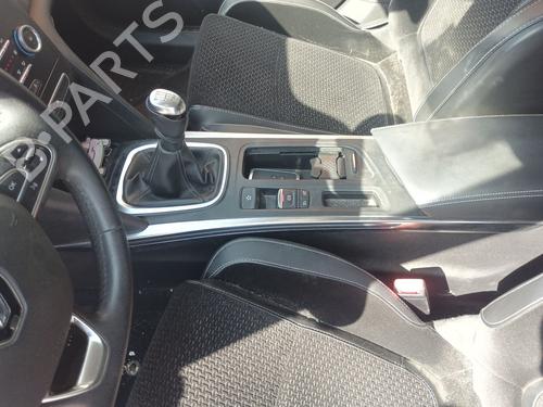 Used Hand brake RENAULT MEGANE IV Hatchback (B9A/M/N_) 1.3 TCe 140 (B9NB) (140 hp) 28114348