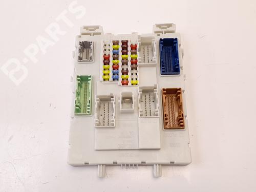 Used Fuse box Fuse box FORD FOCUS III 1.5 TDCi (120 hp) 10777604 10777604