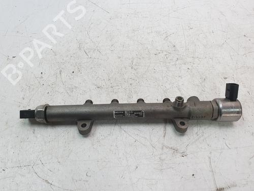 Used Injection rail MERCEDES-BENZ CLA Coupe (C117) CLA 200 CDI / d (117.308) (136 hp) 29746184