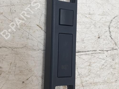 Used Switch TOYOTA YARIS CROSS (MXP_) [2020-2025]  30121958