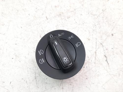 Forlygtekontakt SEAT ATECA (KH7, KHP) [2016-2025]  23130868