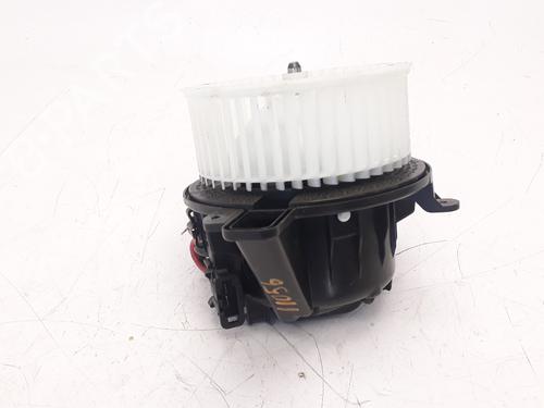 Used Heater blower motor VW POLO VI (AW1, BZ1, AE1) 1.0 TSI (95 hp) 14200811