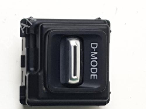 switch-nissan-juke-f16_-2019-36643226 main image