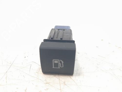 Switch TOYOTA RAV 4 V (_A5_, _H5_) 2.5 Hybrid AWD (AXAH54, AXAL54) 8484133040