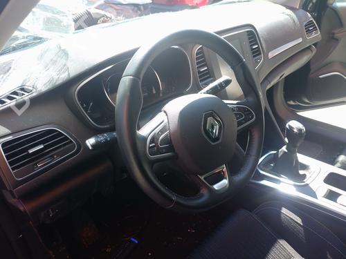 Used Driver airbag Driver airbag RENAULT MEGANE IV Grandtour (K9A/M/N_) 1.3 TCe 140 (K9NB) (140 hp) 33460882 33460882