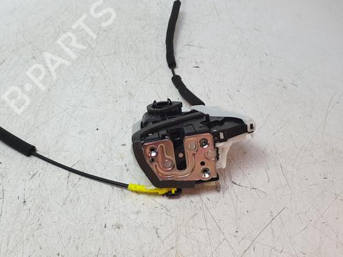 rear-left-lock-nissan-juke-f16_-2019-32868098 main image
