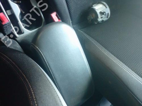Armlæn Armlæn JEEP RENEGADE SUV (BU, B1, BV) 1.6 CRD (120 hp) 34636509 34636509