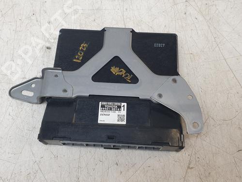 Used Electronic module TOYOTA YARIS (_P13_) 1.5 Hybrid (NHP130_, NHP130) (101 hp) 29352120