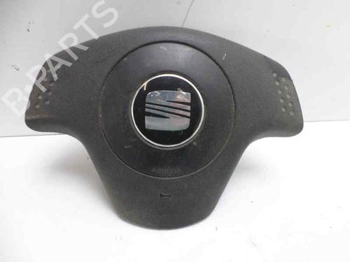 Used Driver airbag SEAT CORDOBA (6L2) 1.4 16V (75 hp) 346156