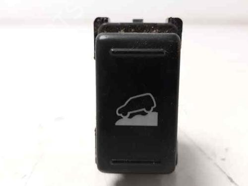 Used Switch NISSAN X-TRAIL II (T31) 2.0 dCi 4x4 (173 hp) 4816592