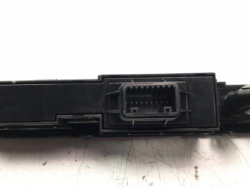 Warning switch HYUNDAI TUCSON (TL, TLE)  | BP15906686I22 