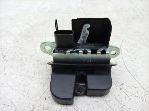Used Tailgate lock Tailgate lock VW GOLF VIII (CD1, DA1) 1.5 eTSI (131 hp) 39552474 39552474