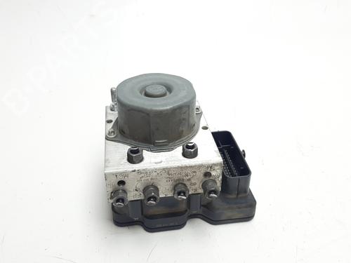Used ABS pump FIAT PANDA (312_, 319_) 1.2 (312PXA1A) (69 hp) 9963820