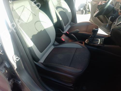 Used Right front seat Right front seat 38536025 38536025