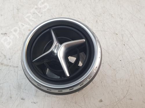 Used Air vent MERCEDES-BENZ GLA-CLASS (X156) GLA 200 CDI / d (156.908) (136 hp) 29453056